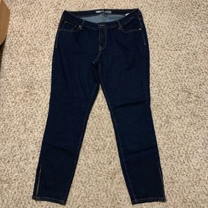 Women’s Old Navy Rockstar zip ankle jegging